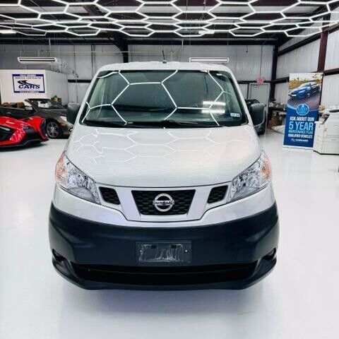 2016 nissan nv sv van 4d