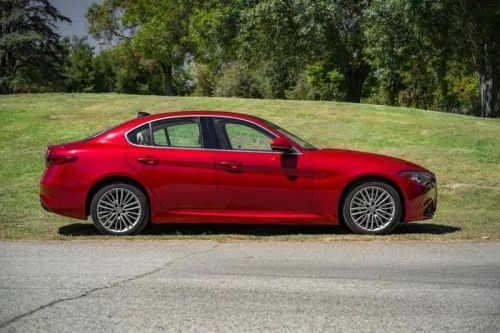 2018 alfa romeo giulia ti lusso sedan 4d