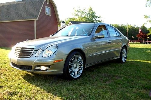 Gorgeous 2008 mercedes-benz e-350 4 matic, panoramic moonroof,navigation, awd cd