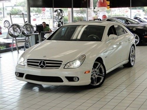 Cls 63 amg! keyless! navi! pwr trunk! carfax certified!