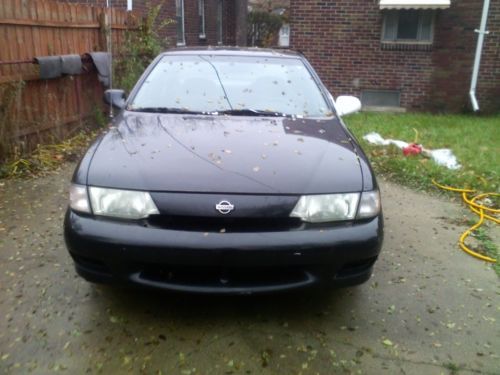 1999 nissan sentra gxe sedan 4-door 1.6l