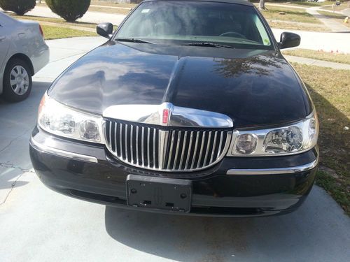 2000 lincoln town car 8 passanger limousine 4-door 4.6l (no resarve)