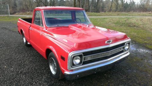 Restored chevy c10 short bed wide box hotrod pickup 350 v8