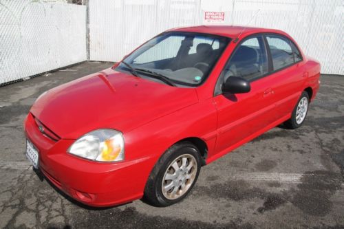 2005 kia rio sedan  automatic 4 cylinder no reserve