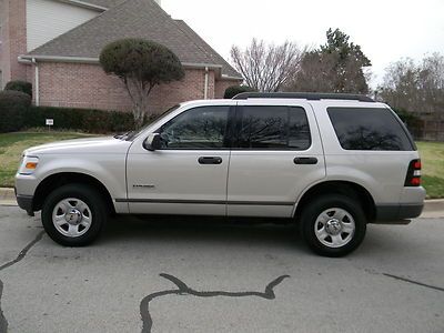 06 ford explorer xls power windows/locks cruise cold a/c