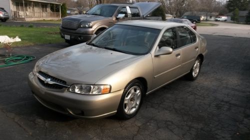 2000 nissan altima gxe sedan 4-door 2.4l