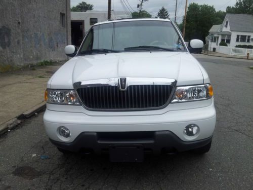 2002 lincoln navigator 4wd 4x4, 5.4l v8, white, original paint