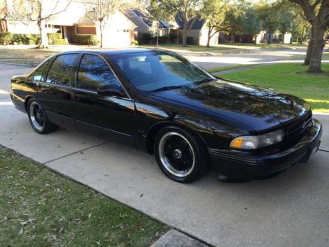 Chevrolet impala ss sedan 4-door