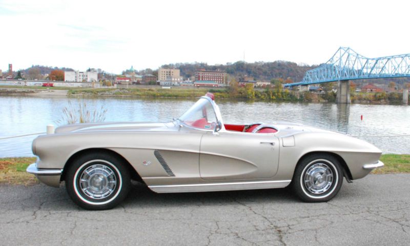 1962 chevrolet corvette