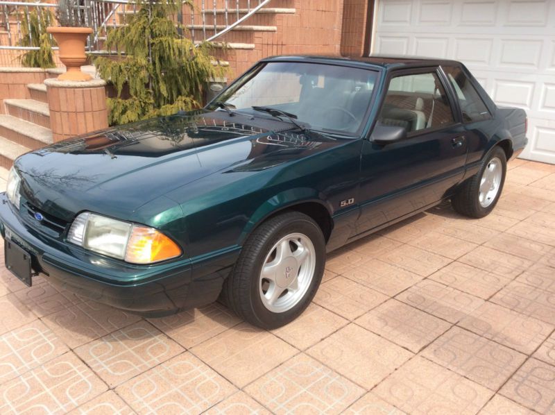 1992 ford mustang lx