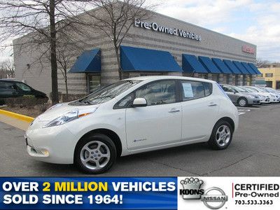 Just arrived! dealer maintained 2012 nissan leaf sl. save thousands off msrp!