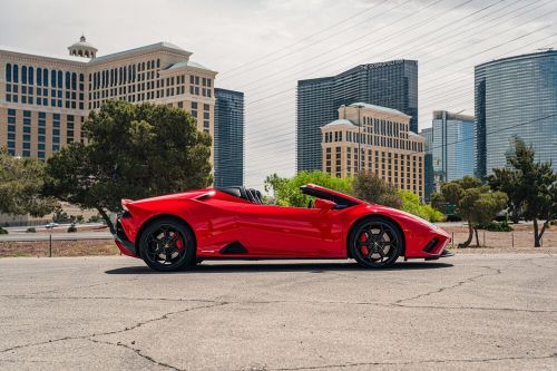 2022 lamborghini huracan evo