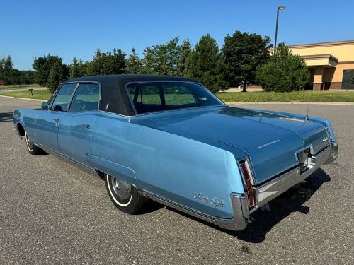 1967 oldsmobile 98 luxury sedan