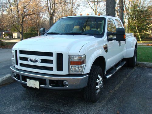 Lariat shortbed dually  - arizona truck w $11,000 in extras