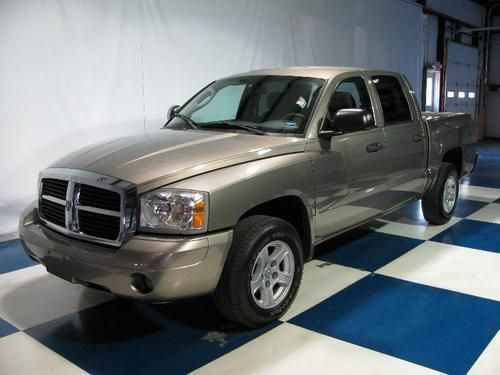 2006 dodge dakota quad cab slt 4wd...4.7l v8