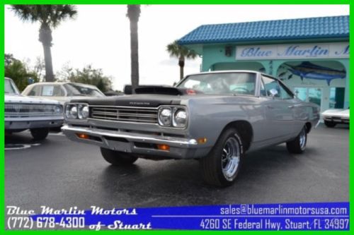 440 six pack v8 auto muscle car roadrunner