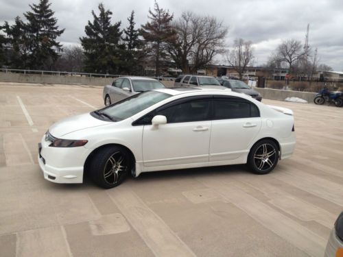 Honda civic whit low miles clean 2007 1.8l