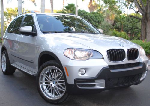 2010 x5 xdrive 30i, 3er row seat, navi, dvd, sunroof, sport package, no reserve.