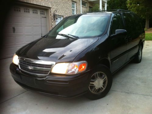 2003 chevrolet venture ls mini passenger van**112 k miles **runs excellent