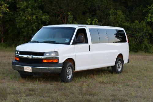 2009 chevrolet express 3500 ls extended 15 passenger 6.0l