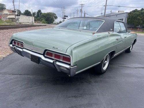 1967 chevrolet caprice hardtop sedan