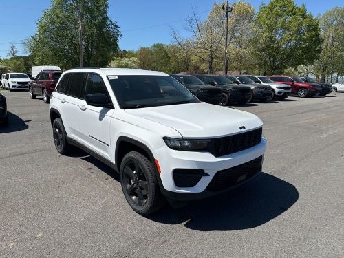 2024 jeep grand cherokee altitude