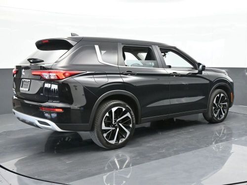 2023 mitsubishi outlander se