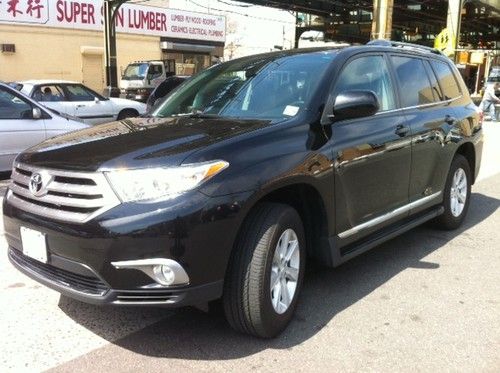 2011 toyota highlander se awd 3.5l dvd navigation