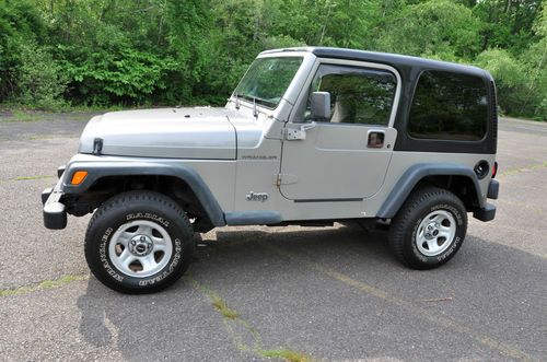 2000 jeep wrangler se / suv / 4x4 / 2-door 2.5l / no reserve automatic runs 100%