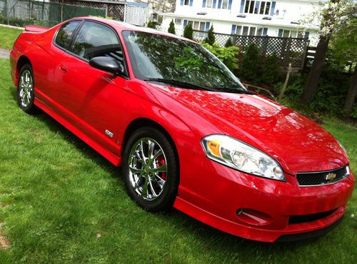 2006 chevrolet monte carlo ss !!! only 37k miles !!! victory red !!!