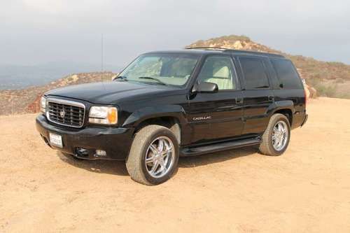 2000 cadillac escalade sport utility 4-door 5.7l nice rims low reserve 4x4