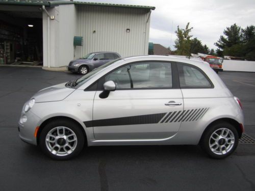 2012 fiat 500 2 door coupe!