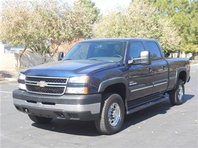 Duramax diesel 4wd crewcab this is a work horse