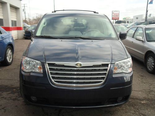 2009 chrysler town &amp; country