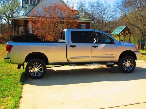 2008 nissan titan