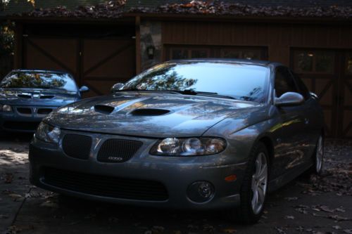 2005 pontiac gto base coupe 2-door 6.0l