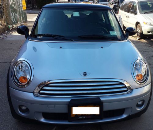 2008 mini cooper hardtop black and silver **great condition**