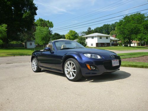 2010 mazda mx-5 miata grand touring convertible 2-door 2.0l