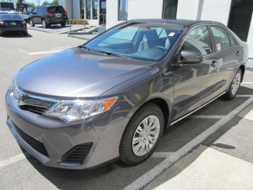 2014 toyota camry le