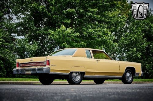 1975 lincoln continental town coupe