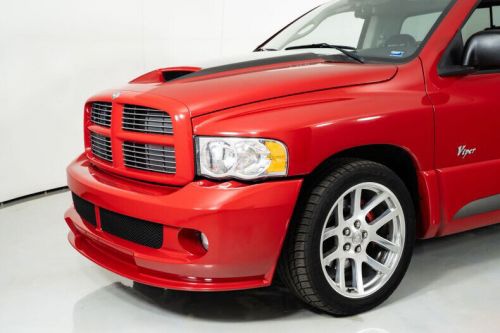 2004 dodge ram 1500 srt-10