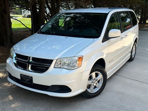 2011 dodge grand caravan