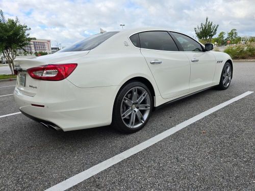 2017 maserati quattroporte s