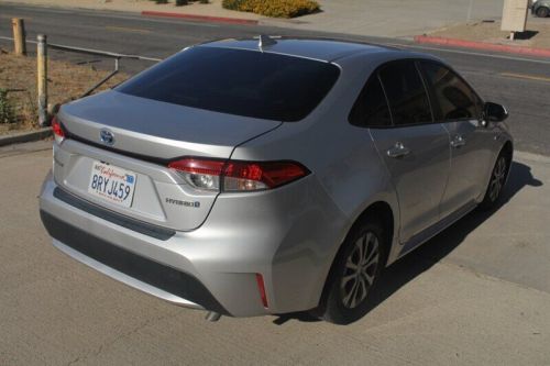 2021 toyota corolla hybrid le