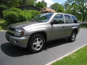 2007 chevrolet trailblazer ls 4x4 low miles super clean no reserve auction