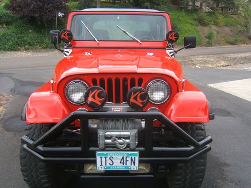 1977 cj 5 renegade custom lifted, custom painted ferrari red, super nice beauty!