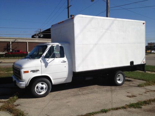 1993 chevy g30 14 ft. box truck