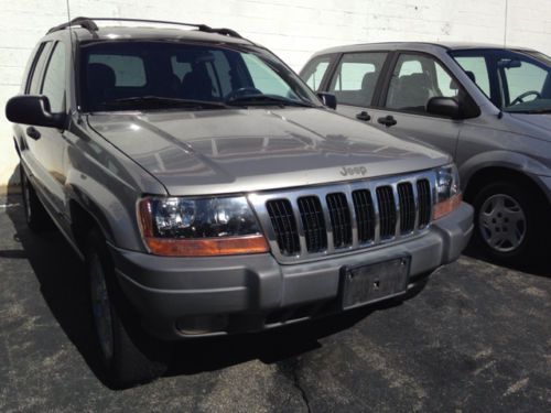 2001 jeep grand cherokee no reserve!