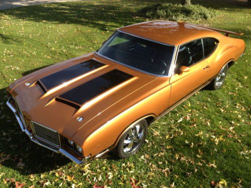 *** beautiful 1972 cutlass s w31 clone ***