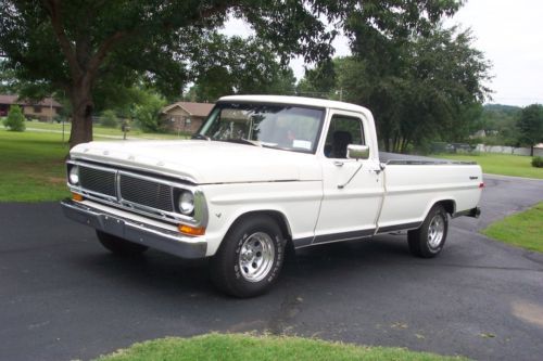 1972 ford lwb restored 351w.c-6 auto, ps pb bed cover with elec lift and storage